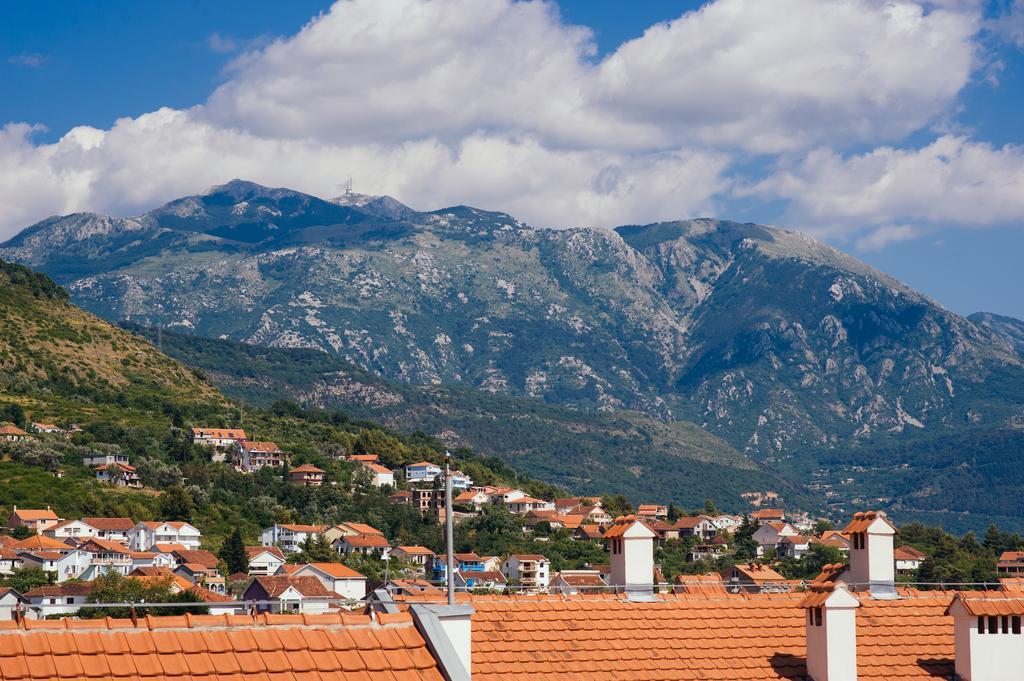 Apartment Dv Magnolia Tivat Rom bilde