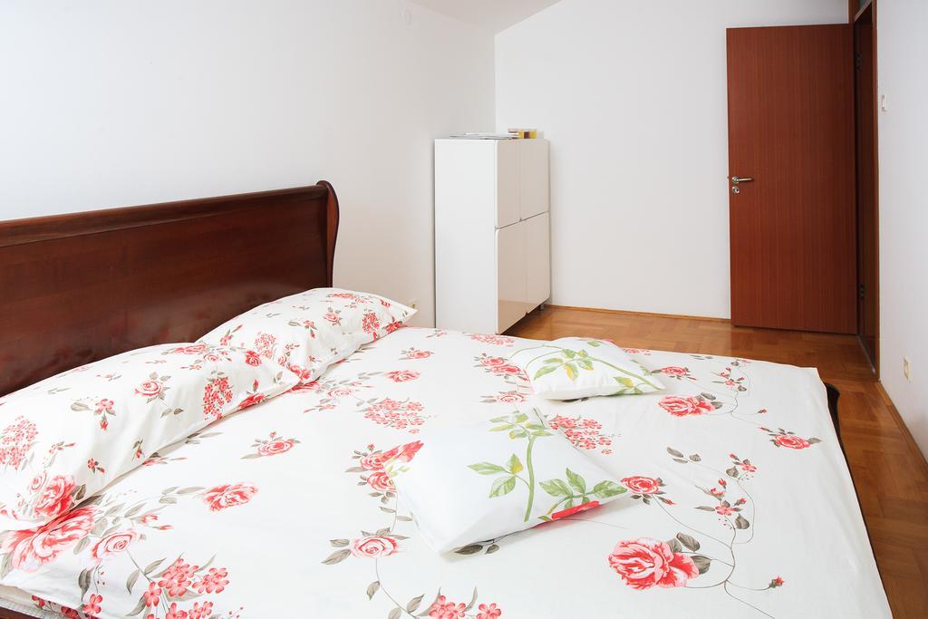 Apartment Dv Magnolia Tivat Eksteriør bilde